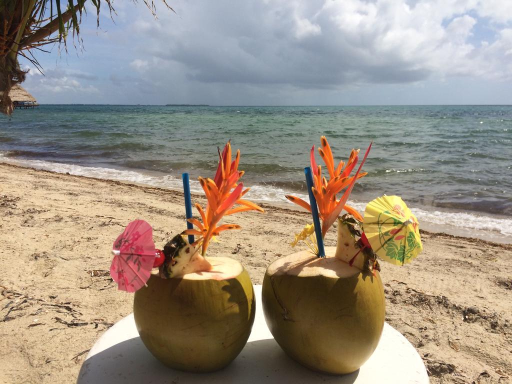 Laru Beya Resort Placencia Esterno foto